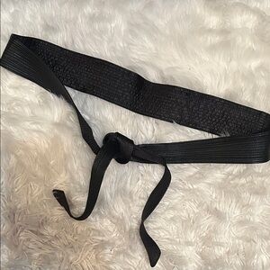 The Limited Black Textured Belt